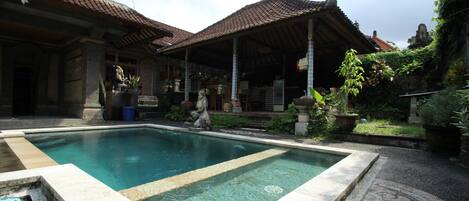 Kolam renang
