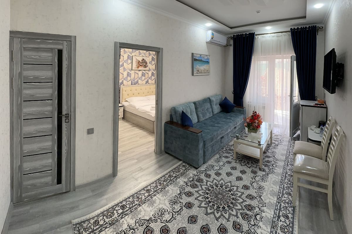 Suite, vue jardin | 1 chambre, décoration personnalisée, ameublement personnalisé