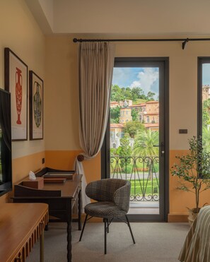 Free cribs/infant beds, free WiFi, bed sheets - Toscana Valley Hotel Portofino (Pak Chong)