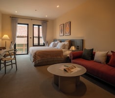 Standard | Free cribs/infant beds, free WiFi, bed sheets