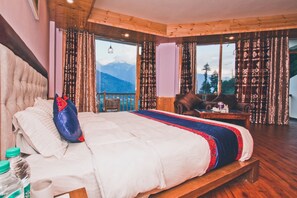 Quarto casal superluxo | Quartos à prova de som, Wi-Fi de cortesia, roupa de cama