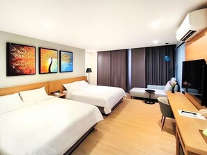 Deluxe Quadruple Room - Sun lake Hotel (Yuchi)