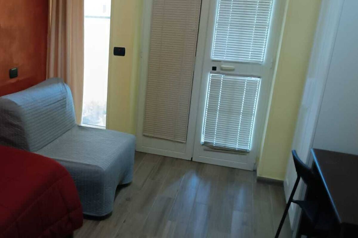 Single Room | Free WiFi