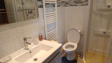 Handdoeken, zeep, toiletpapier