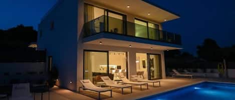 Vil·la (Five bedroom Villa with Terrace and S) | Exterior