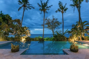 Outdoor pool - Villa Burung  (Seririt)