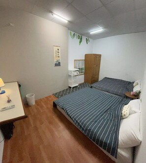 2 bedrooms, WiFi, bed sheets