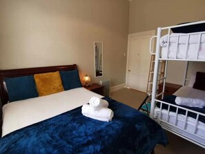 5 chambres, fer et planche Ă repasser, Wi-Fi gratuit, draps fournis