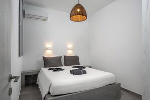 2 chambres, fer et planche à repasser, Wi-Fi gratuit, draps fournis