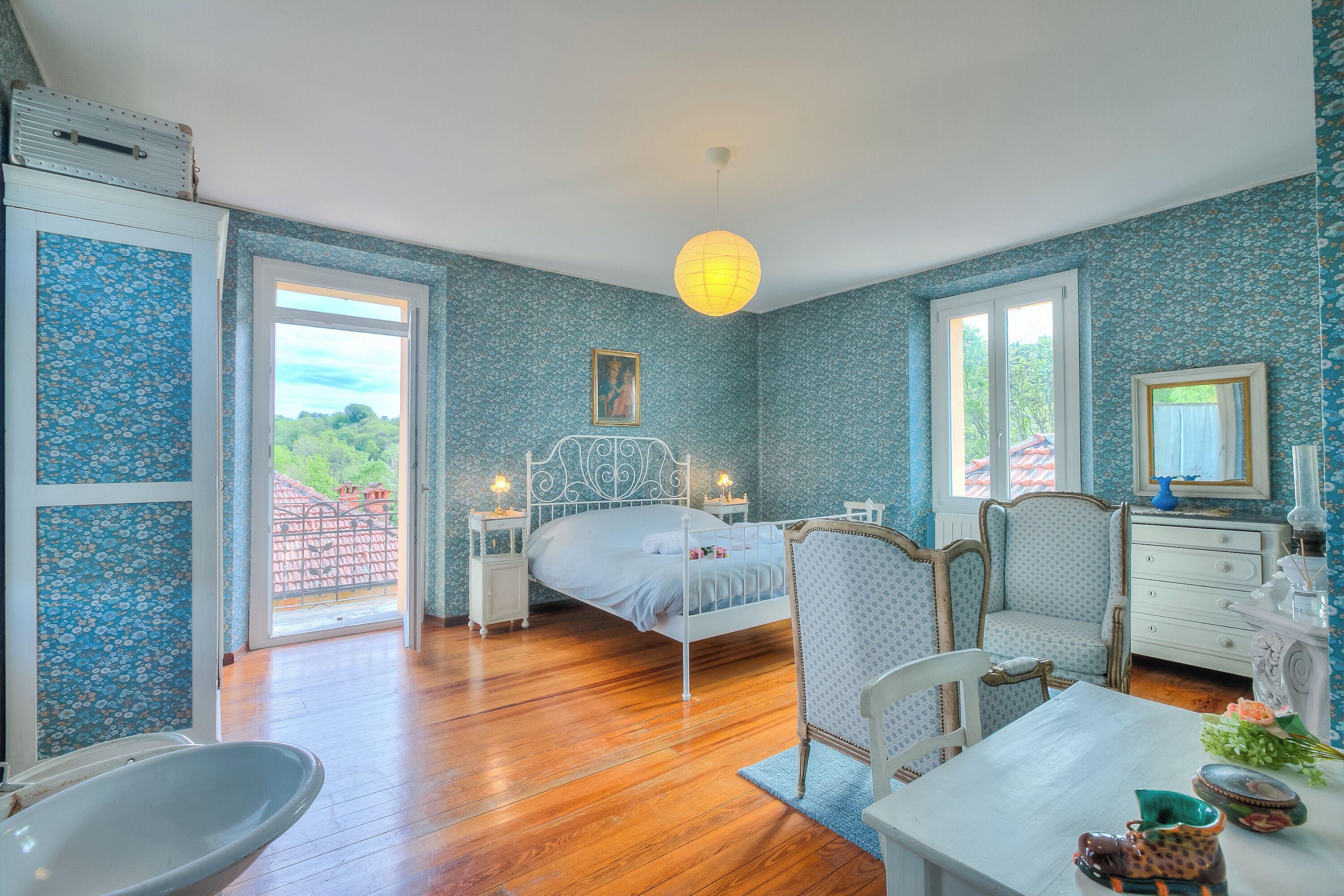 4 間臥室、筆電工作空間、熨斗/熨衣板、免費無線上網