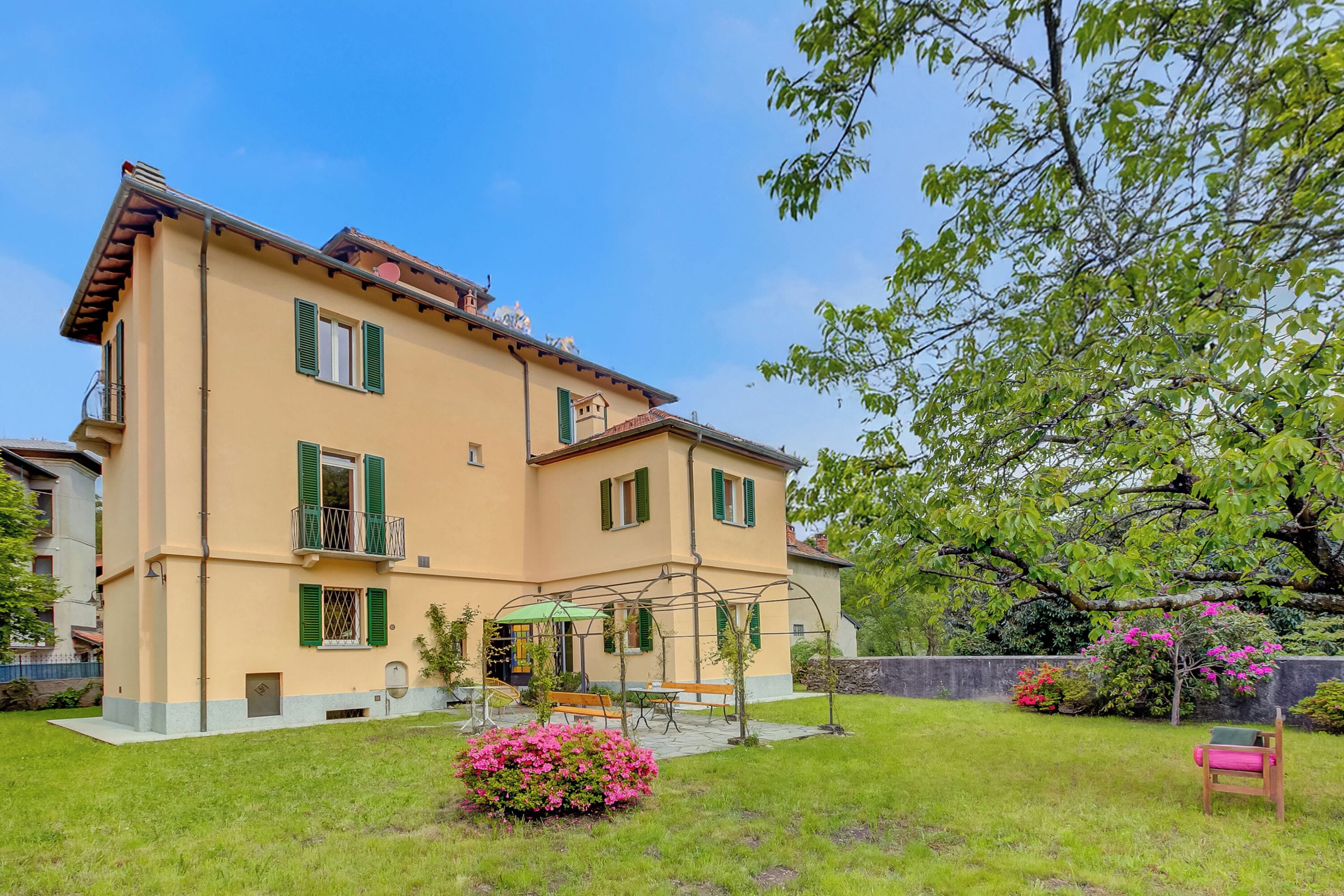 Villa Familiale, plusieurs chambres, 2 salles de bains (Elegant Historic Villa,Garden,few min) | Extérieur