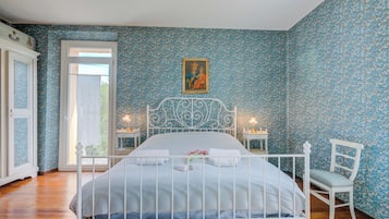 Familienvilla, Mehrere Schlafzimmer, 2 Bäder, Bergseite (Elegant Historic Villa,Garden,few min)