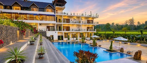 Outdoor pool