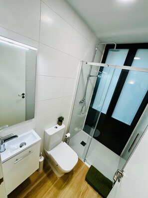 Shower, towels, soap, toilet paper - Galicia Getaway - Miña Terra (Vilagarcía de Arousa)