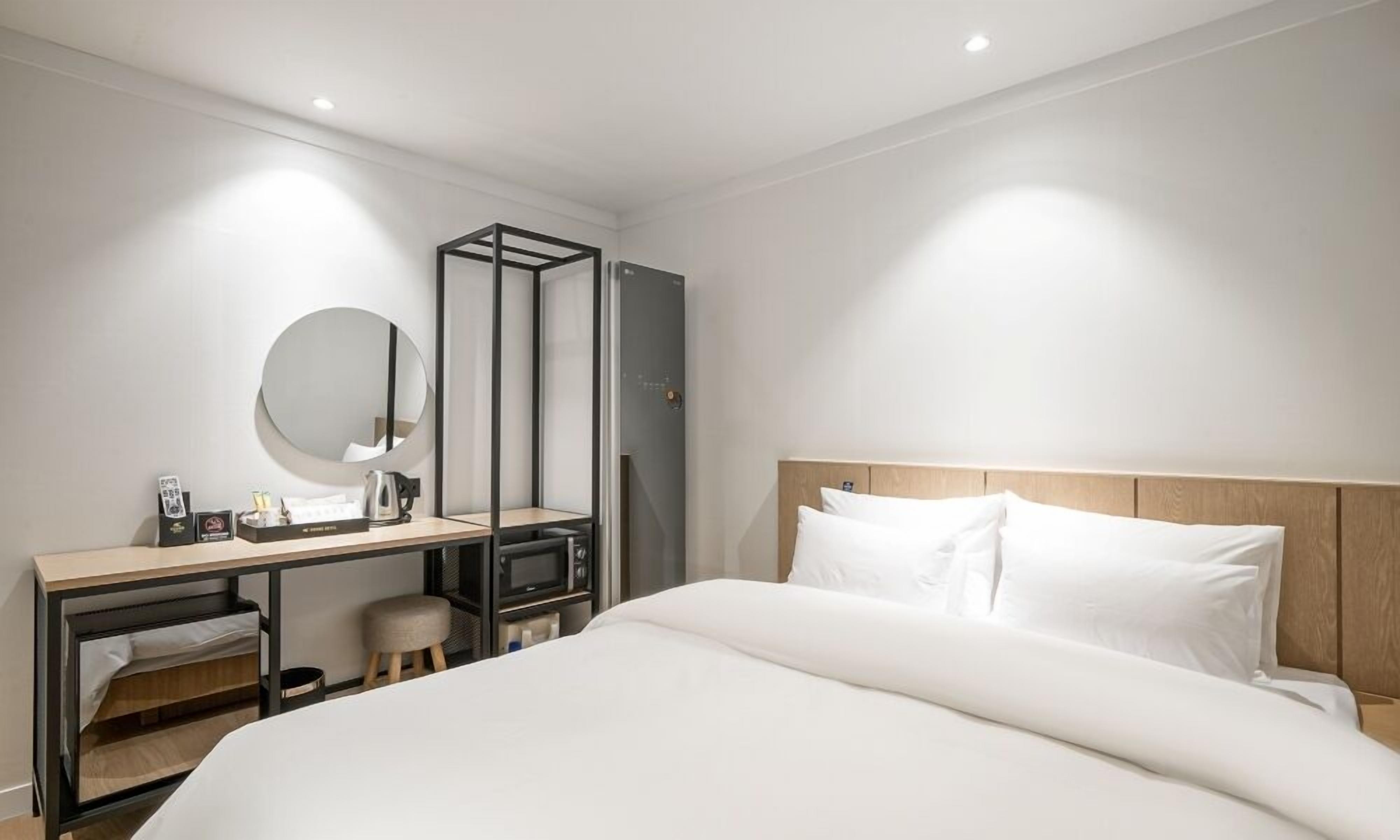 Deluxe Room | Free WiFi, bed sheets