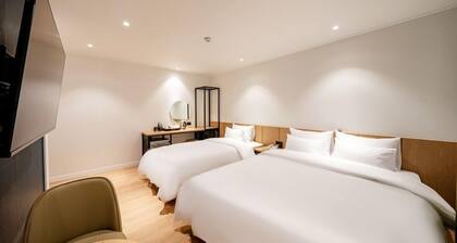 Hound Hotel Gumi indong