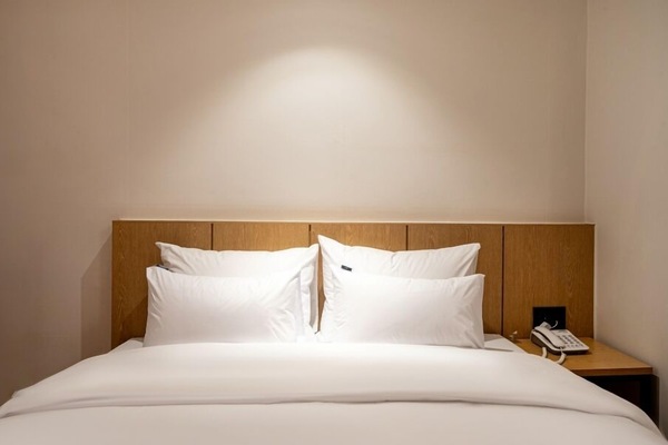 Kamar Double | Wi-Fi gratis dan seprai linen
