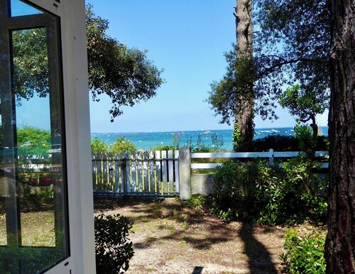 Cute holiday house in 1st line on the bay - Mimbeau