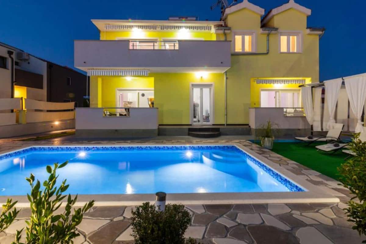 Villa (Villa Ava) | Exterior