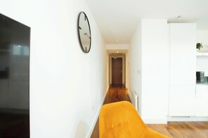Apartment | Interior - Lovely 2 Bed Apartment in Birmingham (Birmingham)