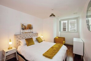 Apartment | 2 bedrooms, iron/ironing board, free WiFi, bed sheets - Lovely 2 Bed Apartment in Birmingham (Birmingham)