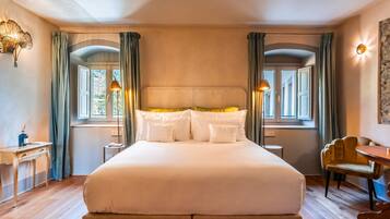 Deluxe-Zimmer | 1 Schlafzimmer, hochwertige Bettwaren, Daunenbettdecken, Minibar