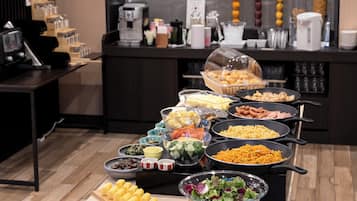 Daily buffet breakfast for a fee