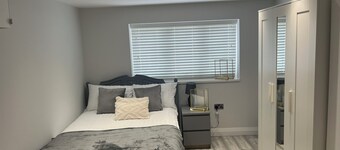 surround yourself with this stylist,modern,clean and very practical space 