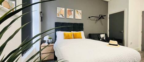 Studio | Free WiFi, bed sheets