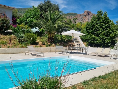 Villa à la Campagne Proche de la mer et D'ajaccio