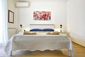 1 bedroom, WiFi - 250m dal Mare e a due Passi dal Centro (Funtana)