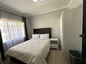 3 habitaciones, tabla de planchar con plancha y wifi gratis