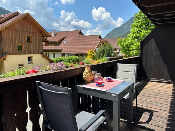 Outdoor dining - WASSERFALL TOP 2 - Apartment near therme and lift (Bach)