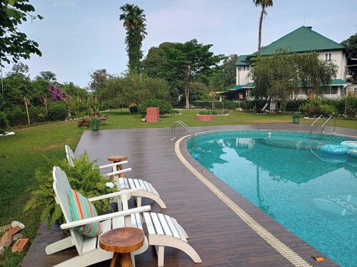 The Baradighi Bungalow - A Heritage Tea Resort