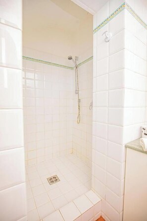 Hair dryer, towels