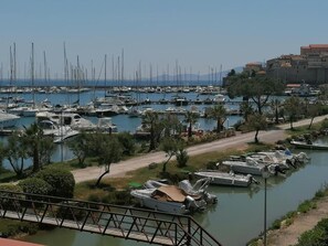 Marina - View of the harbour (Orbetello)