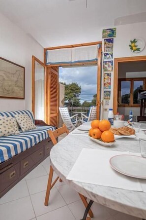 Dining - Hospitality by the Sea (Orbetello)