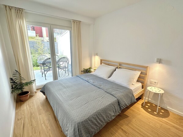 2 bedrooms, iron/ironing board, travel crib, WiFi