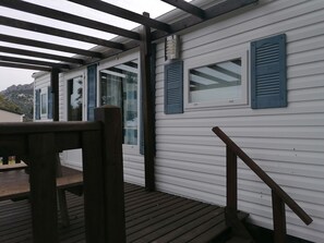 Exterior detail - 2 Bedroom Mobile Home in Lumio (Lumio)