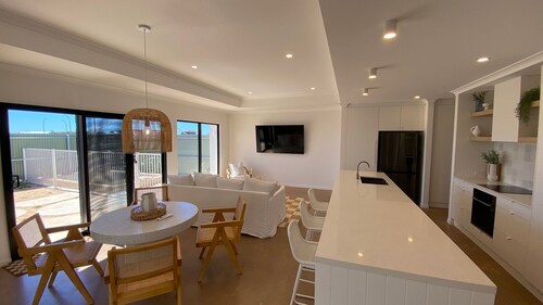 27 Bluefin Cove - Quaint Family Home