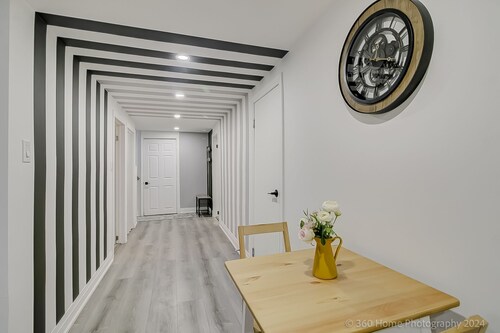 TorontoGEM: 20 mins to Downtown,10 mins to Airport