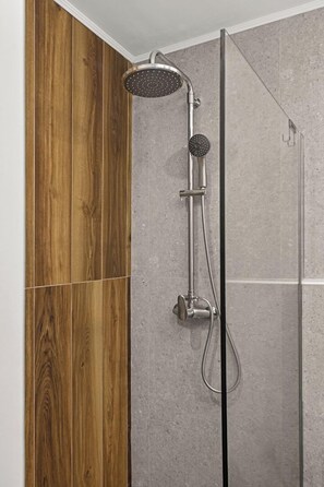 Shower, rainfall showerhead, hair dryer, towels - ammos stegna studios  (Rhodes)