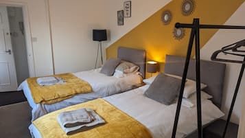 2 bedrooms, WiFi, bed sheets