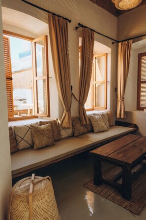 Lobby sitting area - Notarius Hotel Bodrum (Bodrum)