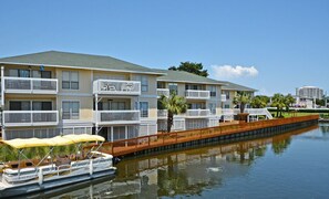 Exterior - SPC 1064 Classic beach condo on golf course-many amenities with private beach (Destin)