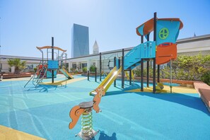 Children's play area - outdoor -  Stayis - 1 BR Stylish Suite (Dubai)