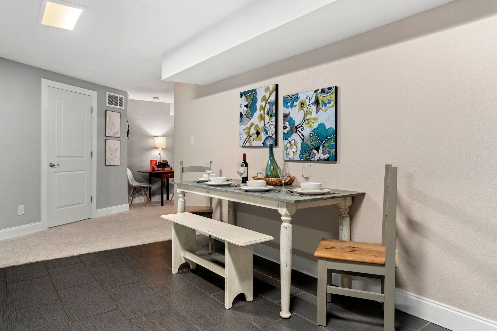 Apartment, 2 Queen Beds, Patio, Garden View (321 N. Meldrum) | Dining