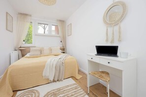 2 chambres, bureau, fer et planche à repasser, Wi-Fi