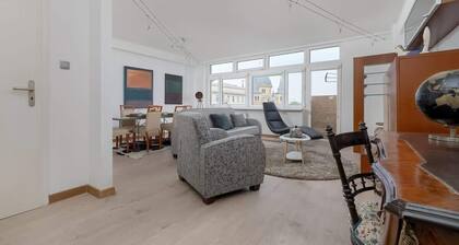 Stylish Apartment in the Center of Lodz | Parking in the Courtyard