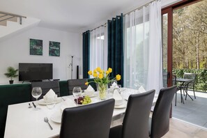 Apartment, 2 Bedrooms, 2 Bathrooms | Dining room - Apartment With Pool by Renters Prestige (gmina Wolin)